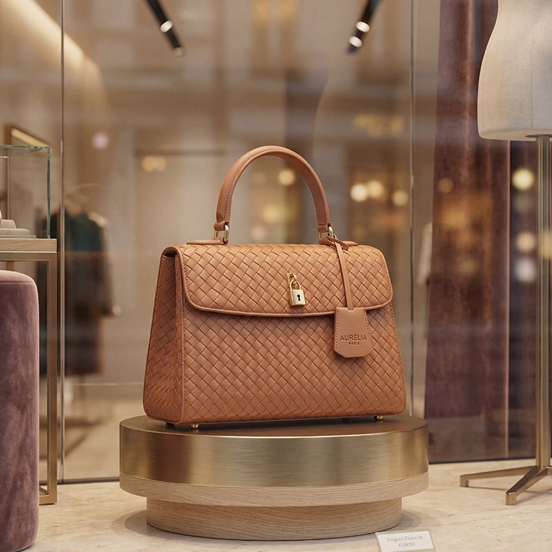 Lillie Luxury Caramelo